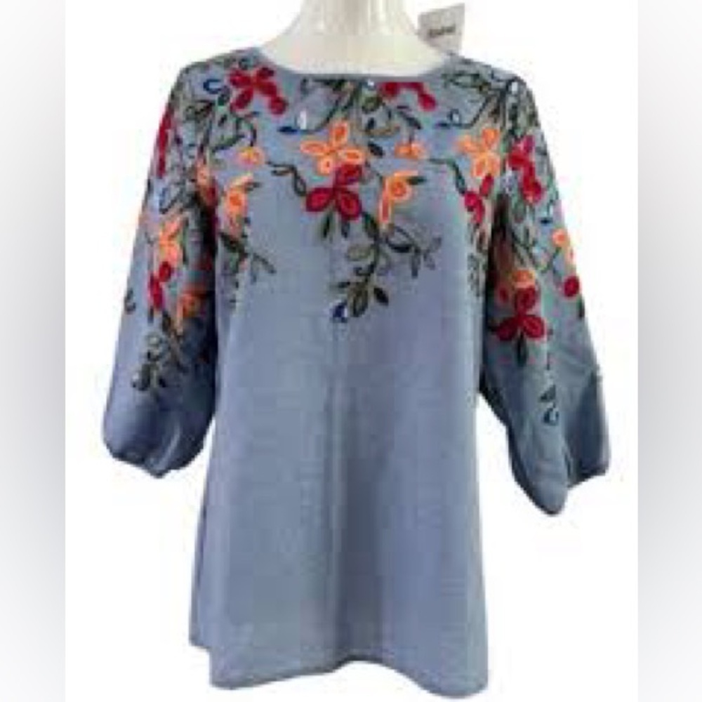 Kindred Embroidered Chambray Blouse Size M Boho Floral